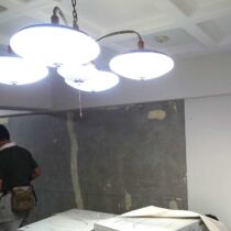 施工中