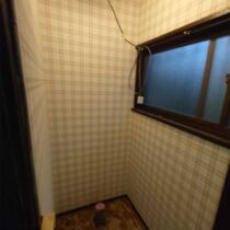 トイレ施工中